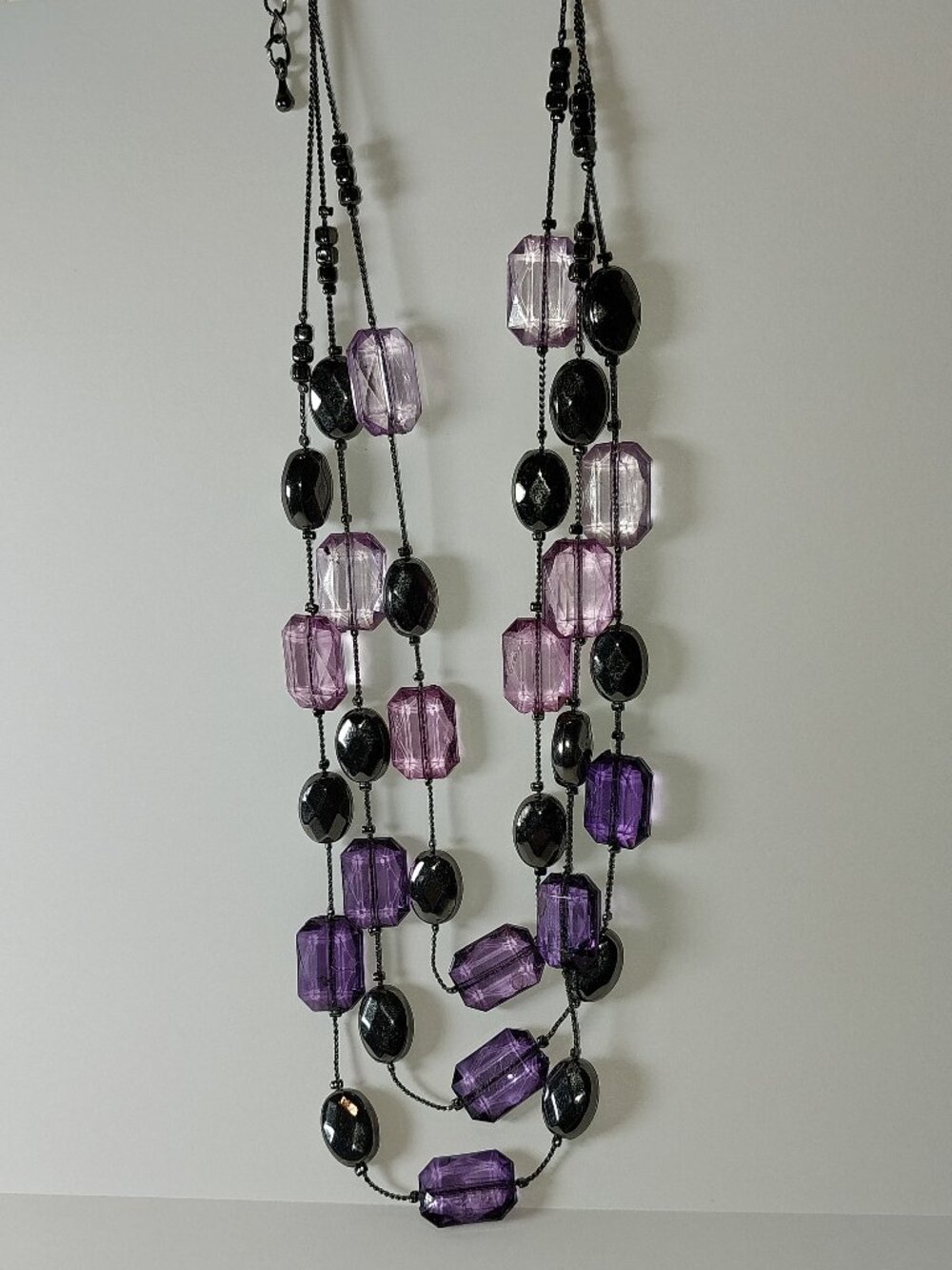 NY Multi-strand Black & Purple Pink Lilac Bead Necklace